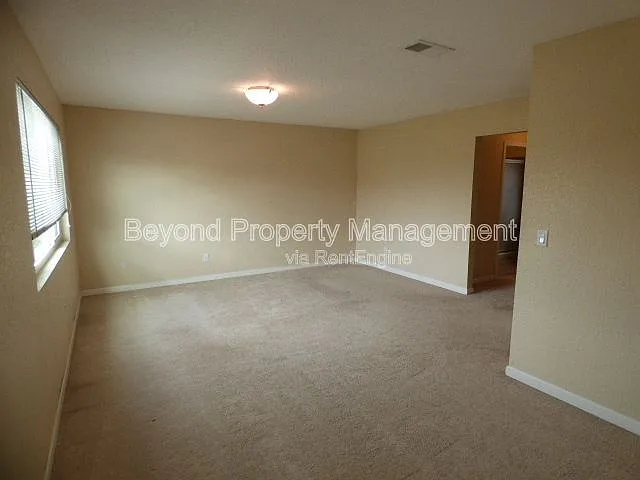 521 Vicki Pl — Photo 15