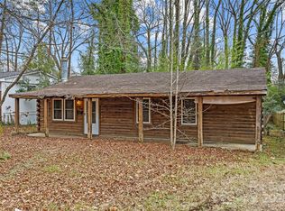 1936 Lakedell Dr, Charlotte, NC 28215