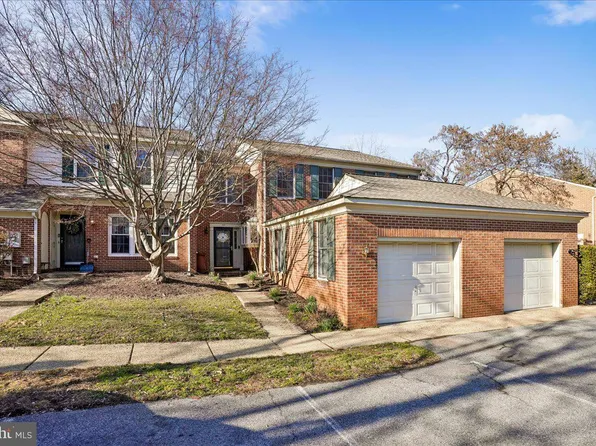 112 Huckleberry Dr, La Plata, MD 20646