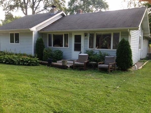 737 S Prairie Rd, New Lenox, IL 60451