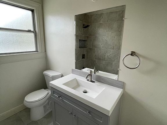 4th image of 326 Monte Diablo Ave #5