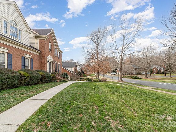 4th image of 3101 Colvard Park Way