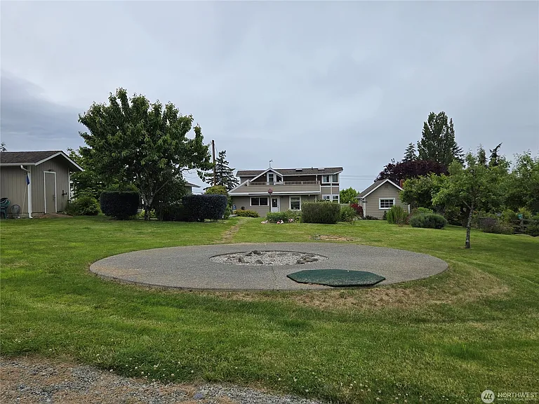 20001 Marine Dr NW — Photo 4
