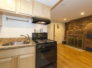 1 Hull Street Ct APT 2, Boston, MA 02113