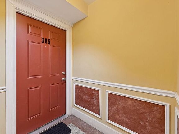 3rd image of 1438 Columbia Rd NW APT 305