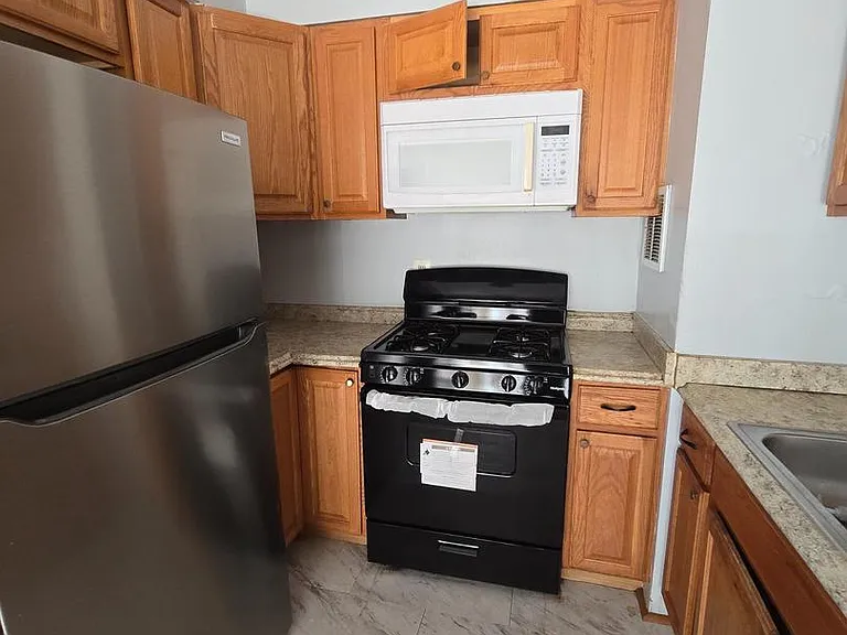 1832 Metzerott Rd #306 — Photo 9