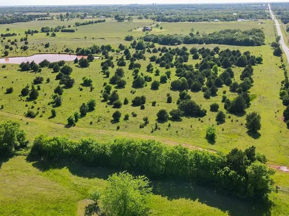 E Robinson St, Norman, OK 73026