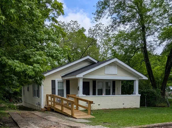 708 Windsor St, Gadsden, AL 35903