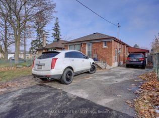 23 Falmouth Ave, Toronto, ON M1K 4M5