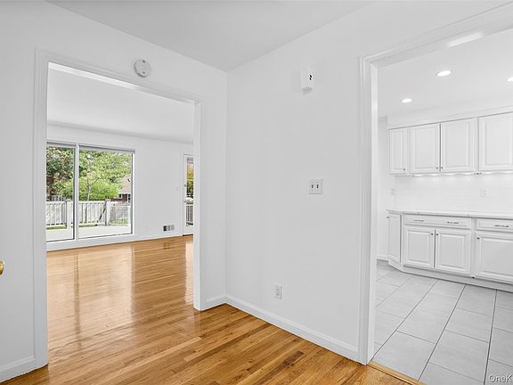 3rd image of 22 Rogers Drive