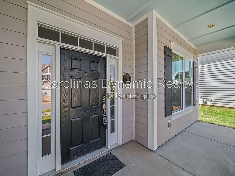 1106 Cigar Ln — Photo 4