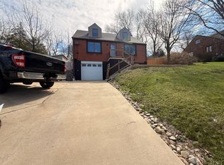 2763 Locust Dr, Pittsburgh, PA