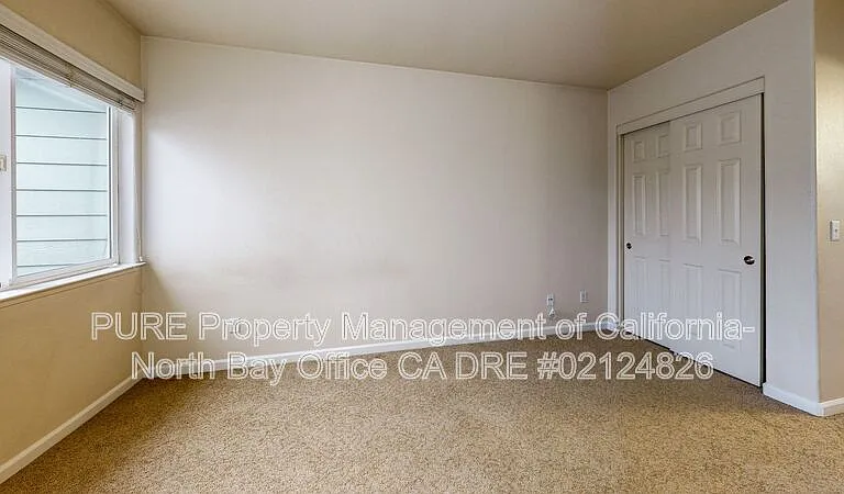132 Treadway Ct — Photo 28