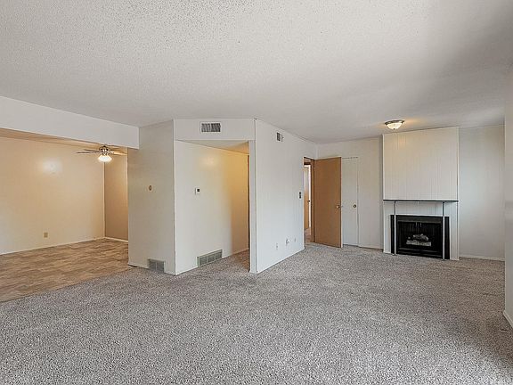 5th image of 300 S 26th St #2X2