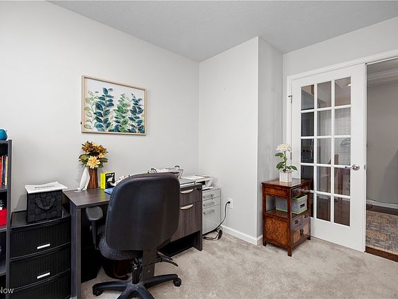 5th image of 7537 Greenlawn Dr