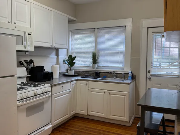 68 Saint Pauls Ave #C, Staten Island, NY 10301