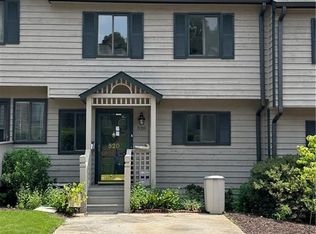 520 Gardenia Ln, Marietta, GA 30068