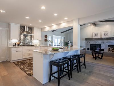 54 Falcon Hills Dr, Highlands Ranch, CO, 80126