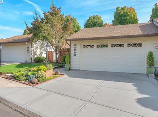 10290 SW Greenleaf Ter, Tigard, OR 97224