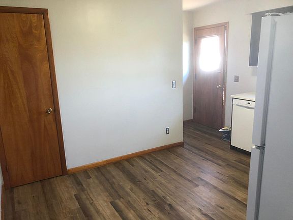 3rd image of 200 Fairmont Ave