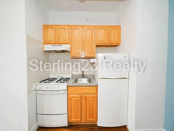 3rd image of 23-84 26th St #2E
