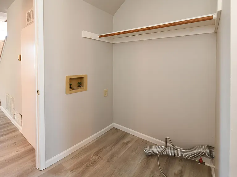 2716 Adeline St — Photo 19