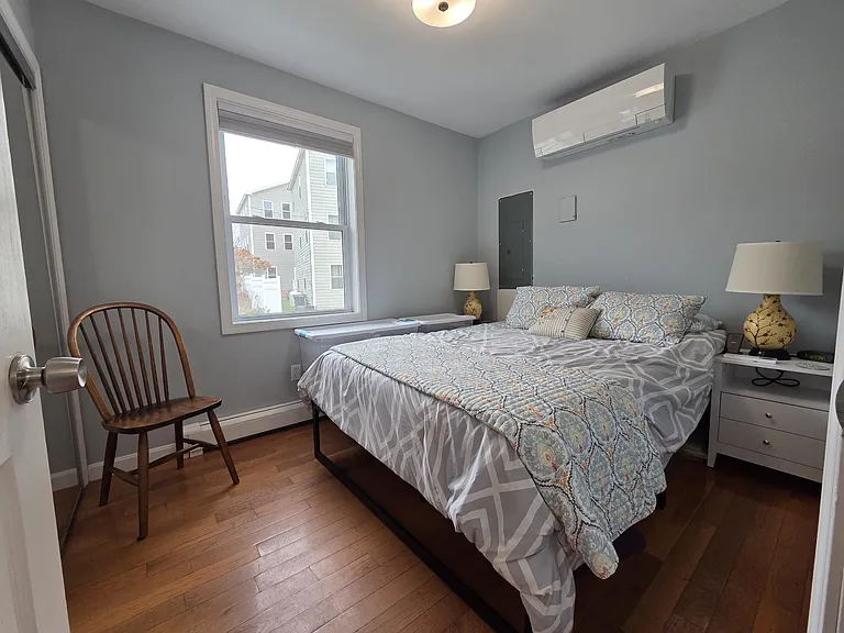 326 Long Sands Rd #B — Photo 9