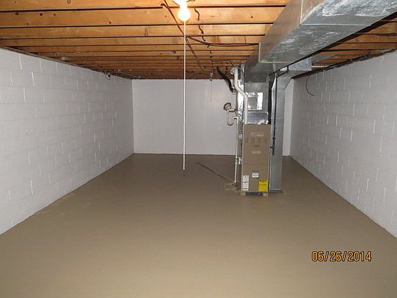 2nd image of 2199 Lakewood Dr