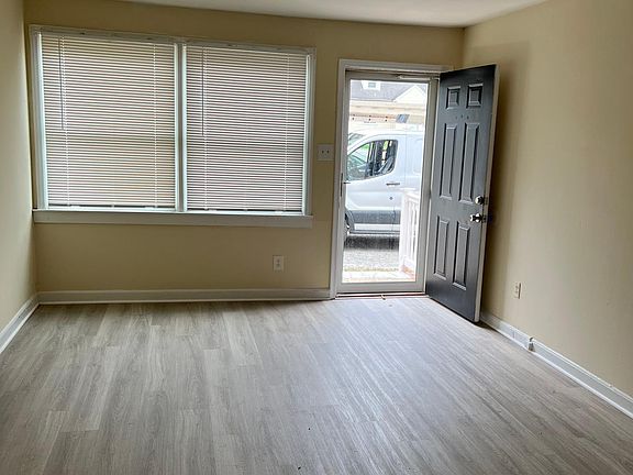 2nd image of 3147 Walmsley Blvd