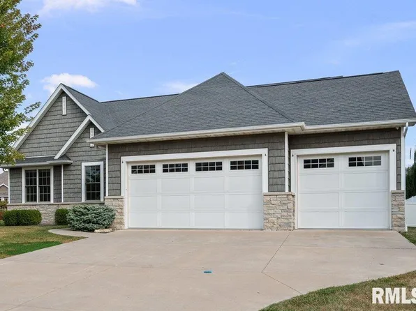 6691 Spring Creek Dr, Bettendorf, IA 52722