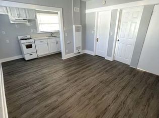 lb0910 (RUBS) (Imp.), Long Beach, CA 90813