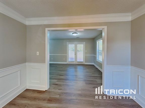 4th image of 260 Brook Hollow Dr