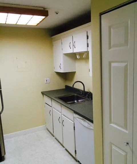 119 Grove St #249 — Photo 15