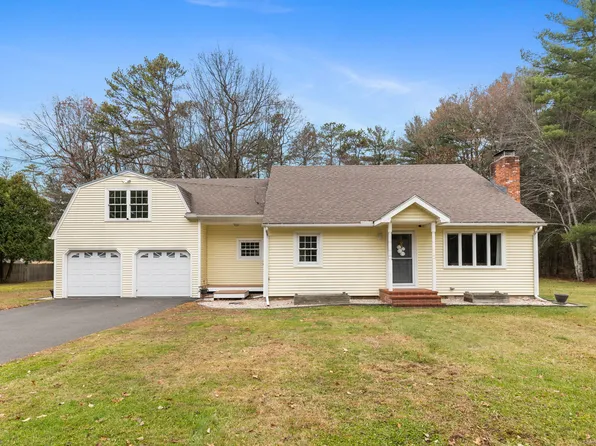5 Washington Drive, Granby, CT 06035