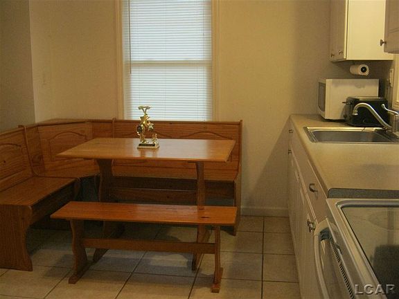 4th image of 1101 Murray Dr
