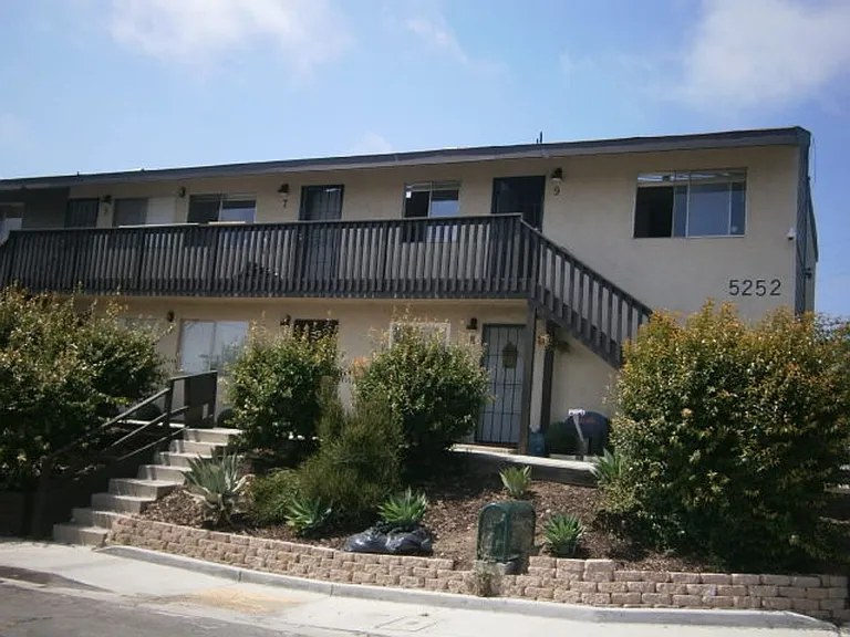5252 Landis St — Photo 2
