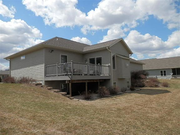2nd image of 1619 Leslie Dr