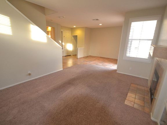 2nd image of 25430 Parkwood Ln