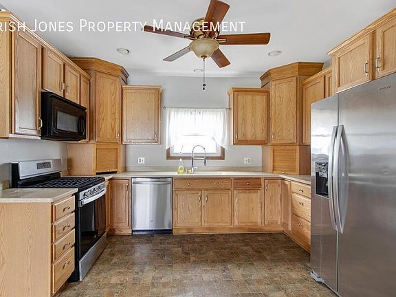 4th image of 99 Bellwood Ave APT 1