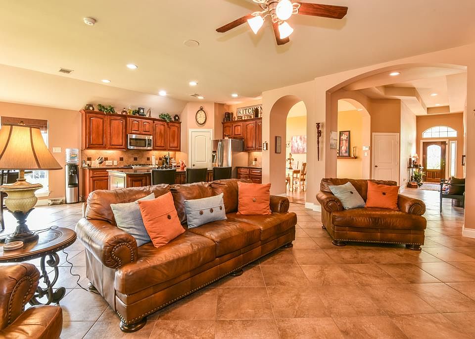 1st image of 2906 Auburn Creek Ln