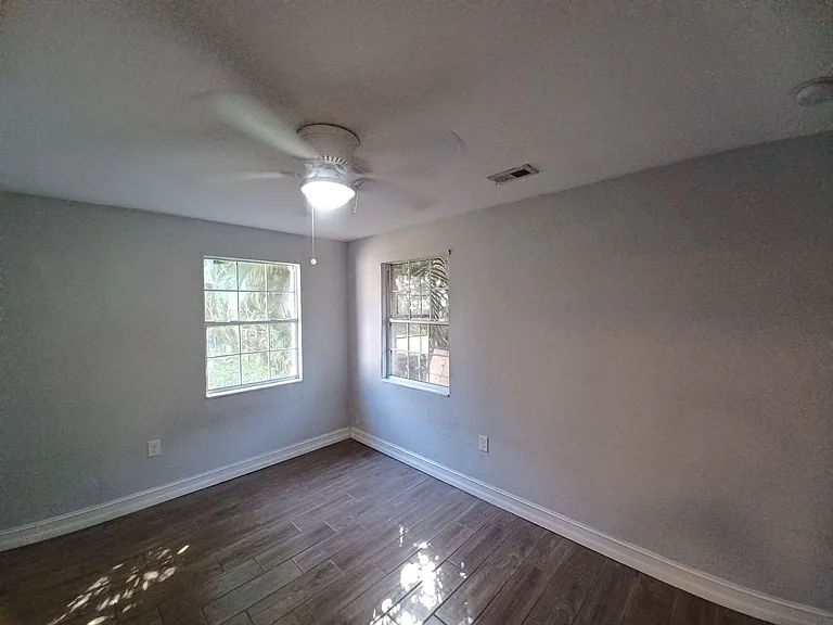 367 Montgomery Ave — Photo 12