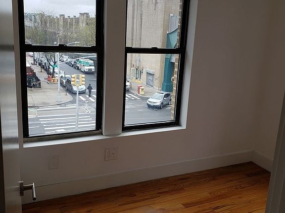 4th image of 298 10th St #25