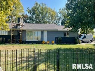 2200 N Main St, Morton, IL 61550