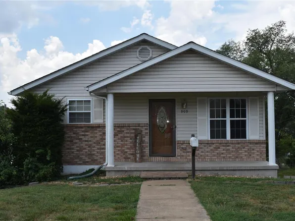 909 Lindsay Ave, Crystal City, MO 63019