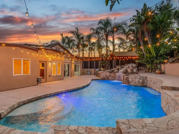 1467 Planet Rd, Vista, CA 92083