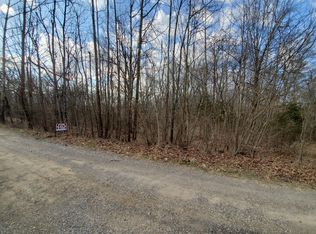 111 Wilson Pl, Brandenburg, KY 40108