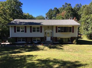 77 Jack And Jill Rd, Poughquag, NY 12570