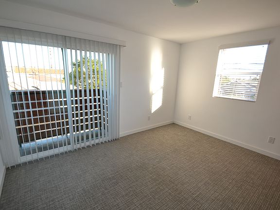 2nd image of 644 W 17th St