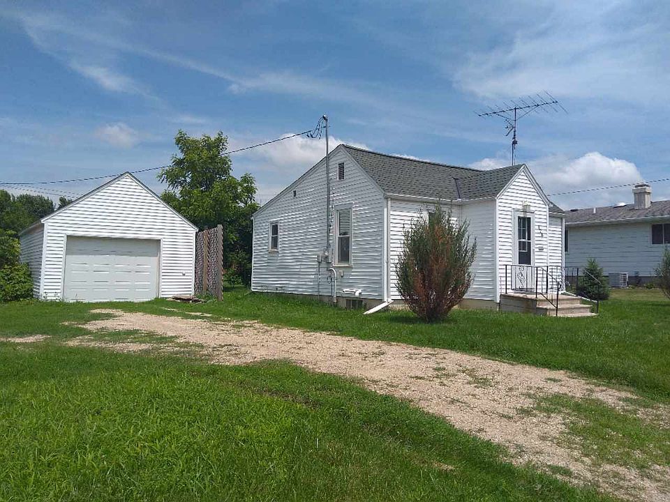 1st image of 428 E Linton Ave