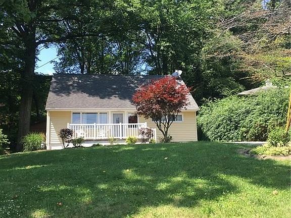 2nd image of 303 Lanewood Dr